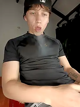 Logan sixxer online show from December 2025 02:53:01 AM