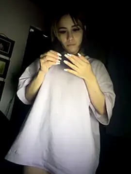 Snapshot of Babylovetiernax chatting on November 2025 04:01:02 AM Babylovetiernax online show from November 2025 04:01:02 AM