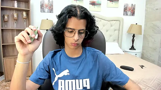 Ibratxandy online show from February 2026 07:17:02 PM