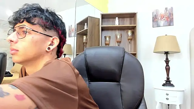 Ibratxandy online show from March 2026 04:14:01 PM