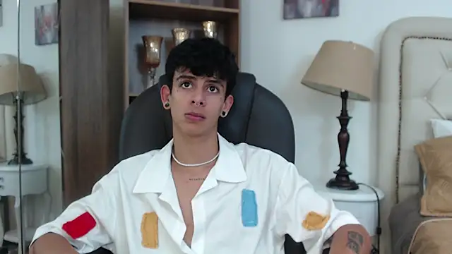 Ibratxandy online show from May 2026 07:00:02 PM