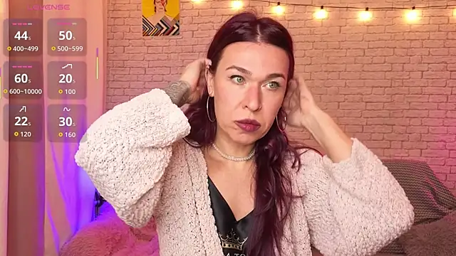 Snapshot of ReginaFoXXXy chatting on December 2025 12:01:02 PM ReginaFoXXXy online show from December 2025 12:01:02 PM