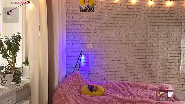 Snapshot of ReginaFoXXXy chatting on February 2026 09:57:02 AM ReginaFoXXXy online show from February 2026 09:57:02 AM