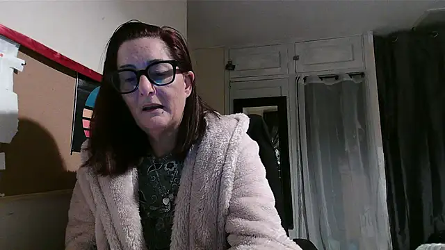 Mistress-Ivy51 online show from November 2025 06:23:01 AM