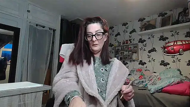 Mistress-Ivy51 online show from February 2026 07:24:02 AM