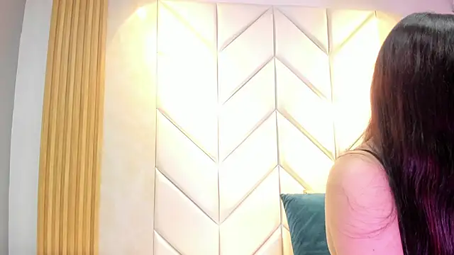 BarbieMonet online show from October 2025 11:47:02 AM