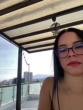 lesly cutee online show from May 2026 12:32:02 PM