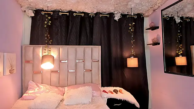 Snapshot of Hanzking01 chatting on December 2025 03:13:02 AM Hanzking01 online show from December 2025 03:13:02 AM