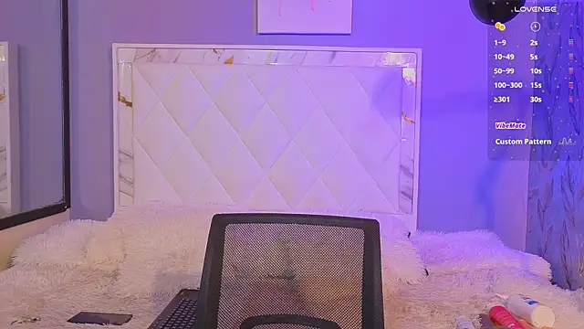 Snapshot of Hanzking01 chatting on April 2026 03:18:01 AM Hanzking01 online show from April 2026 03:18:01 AM