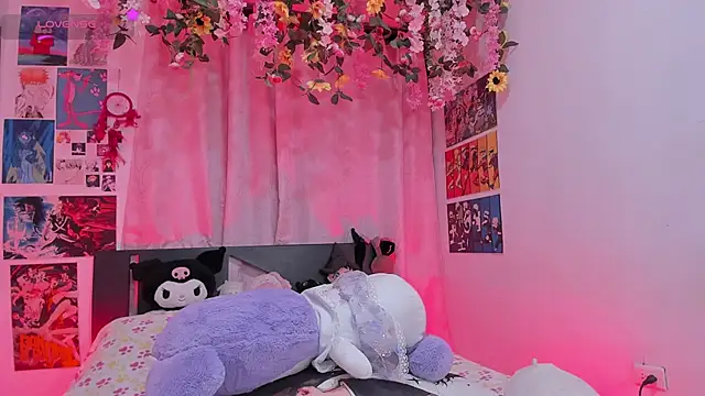 Snapshot of FluffyMelons chatting on March 2026 11:01:01 PM FluffyMelons online show from March 2026 11:01:01 PM