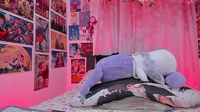 Snapshot of FluffyMelons chatting on March 2026 12:06:01 AM FluffyMelons online show from March 2026 12:06:01 AM