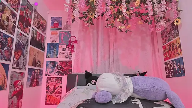 FluffyMelons online show from May 2026 11:09:01 PM