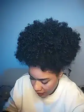 Snapshot of Maaaar_ chatting on October 2025 02:18:02 PM Maaaar online show from October 2025 02:18:02 PM