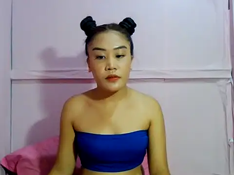 YourWildestDoll online show from March 2026 01:37:01 PM