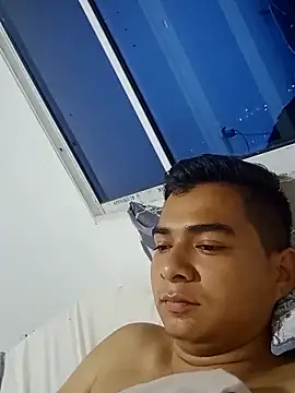 Snapshot of DeivanR_6 chatting on October 2025 04:42:01 AM DeivanR 6 online show from October 2025 04:42:01 AM