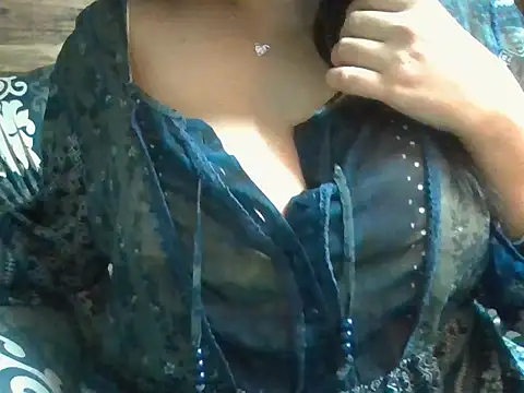 sassylisa online show from May 2026 09:11:02 PM