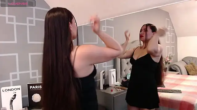 AliceBlackx online show from September 2025 11:44:01 AM