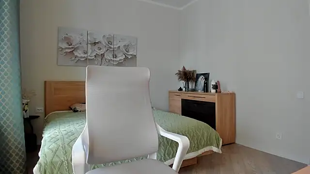 flooora 0 online show from May 2026 01:36:02 AM