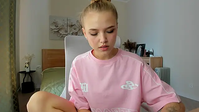 flooora 0 online show from June 2026 01:39:01 AM