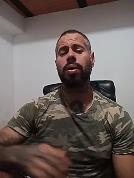 Matheus Blaze online show from November 2025 12:38:01 PM