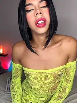 Snapshot of beauty_doll1 chatting on December 2025 07:10:01 PM beauty doll1 online show from December 2025 07:10:01 PM