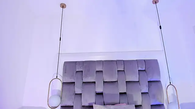 Snapshot of OnlyGia chatting on February 2026 03:33:02 AM OnlyGia online show from February 2026 03:33:02 AM