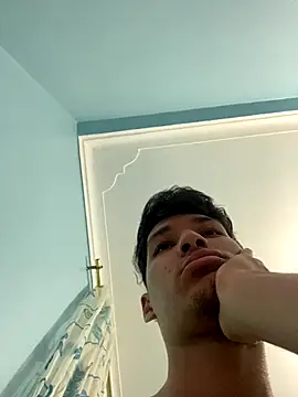 Snapshot of dermino12 chatting on October 2025 06:19:01 PM dermino12 online show from October 2025 06:19:01 PM