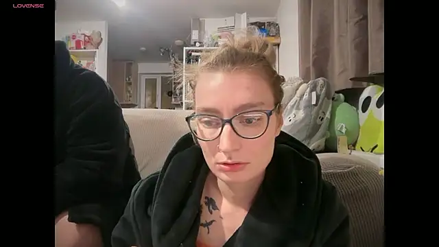 harleyblair online show from February 2026 11:02:02 PM