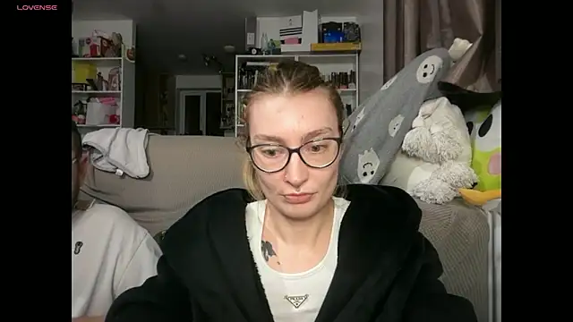 Snapshot of harleyblair chatting on March 2026 11:11:01 PM harleyblair online show from March 2026 11:11:01 PM