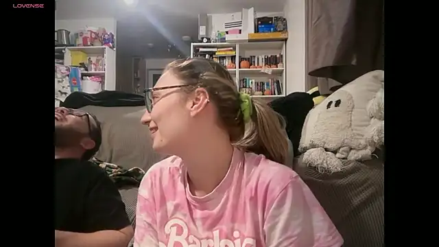 Snapshot of harleyblair chatting on March 2026 10:10:02 PM harleyblair online show from March 2026 10:10:02 PM