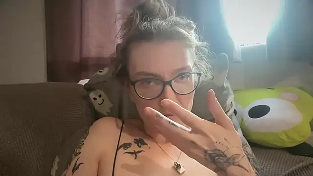 harleyblair online show from July 2026 06:15:02 PM