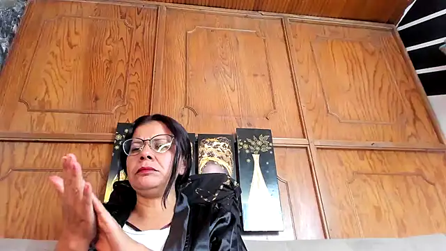 Snapshot of sofia_hot_vc chatting on November 2025 05:43:02 AM sofia hot vc online show from November 2025 05:43:02 AM