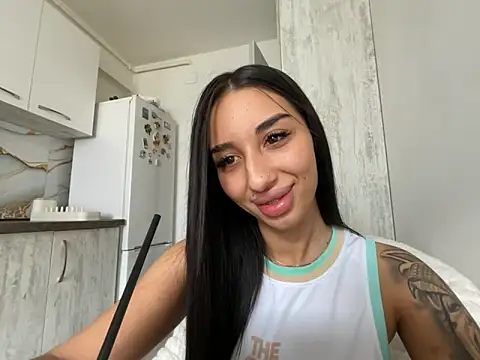 Snapshot of BlueEyes_BB chatting on May 2026 07:58:02 AM BlueEyes BB online show from May 2026 07:58:02 AM