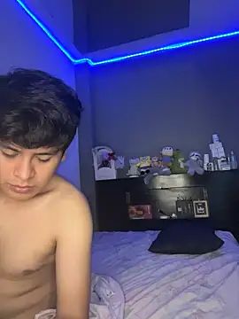 Kailertwink online show from June 2026 04:23:01 PM