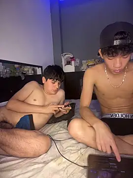 Kailertwink online show from June 2026 12:55:02 AM