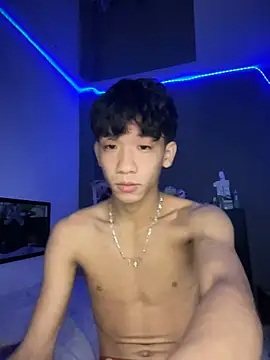 Kailertwink online show from June 2026 02:09:01 PM