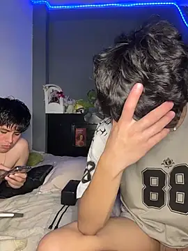 Kailertwink online show from July 2026 08:41:01 PM