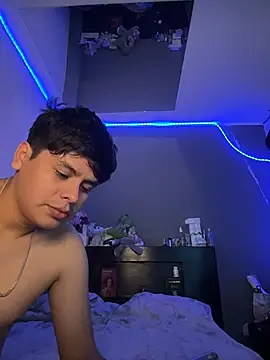 Kailertwink online show from July 2026 03:51:01 PM