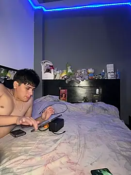 Kailertwink online show from July 2026 10:27:02 PM