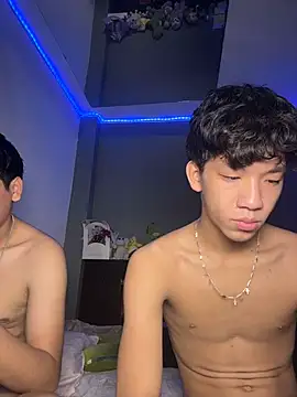 Kailertwink online show from July 2026 10:58:02 PM
