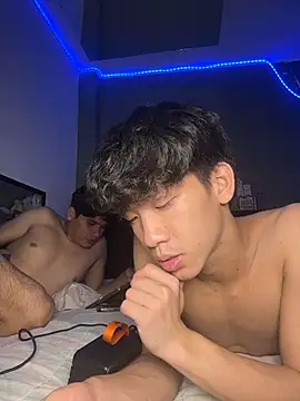 Kailertwink online show from July 2026 05:27:02 AM