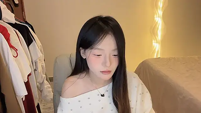 Robin-o3 online show from November 2025 09:30:01 AM