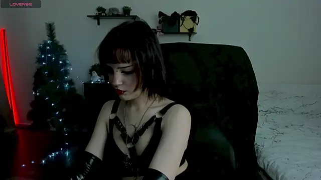 Snapshot of LiyaLuna chatting on January 2026 11:04:02 AM LiyaLuna online show from January 2026 11:04:02 AM