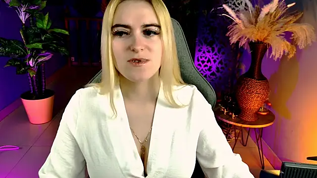 Stef Nicks online show from May 2026 09:05:02 AM