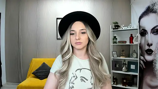 JaquelinLaurent online show from September 2025 06:46:01 PM