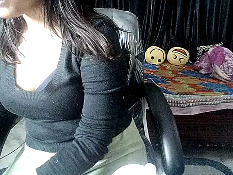 Snapshot of Anaconda-Mall chatting on November 2025 05:34:02 PM Anaconda-Mall online show from November 2025 05:34:02 PM