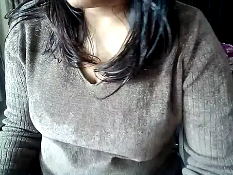 Snapshot of Anaconda-Mall chatting on November 2025 06:06:02 PM Anaconda-Mall online show from November 2025 06:06:02 PM