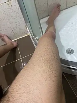 Snapshot of BatchedTracer chatting on April 2026 10:52:01 PM BatchedTracer online show from April 2026 10:52:01 PM