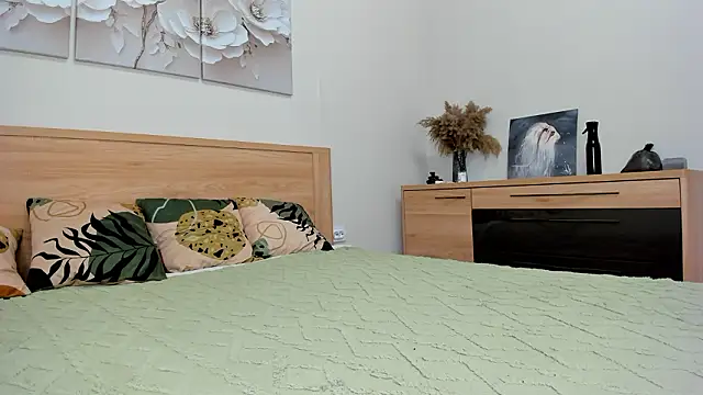 extra wet dry online show from February 2026 03:50:01 AM