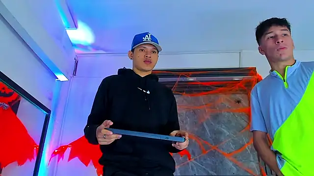 jeremytonner online show from October 2025 04:02:02 AM